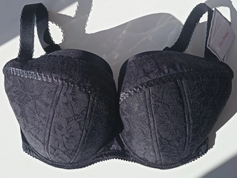 Padded black bra S Prototype No. 55